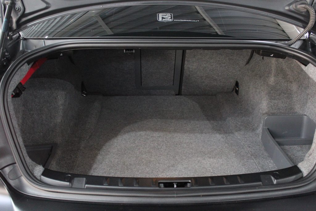 2011 BMW M3 (E92) FROZEN
